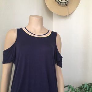 Women’s summers loose casual off shoulders Size L